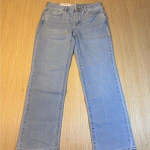 Seven7 Women's Light Blue Straight Leg Jeans